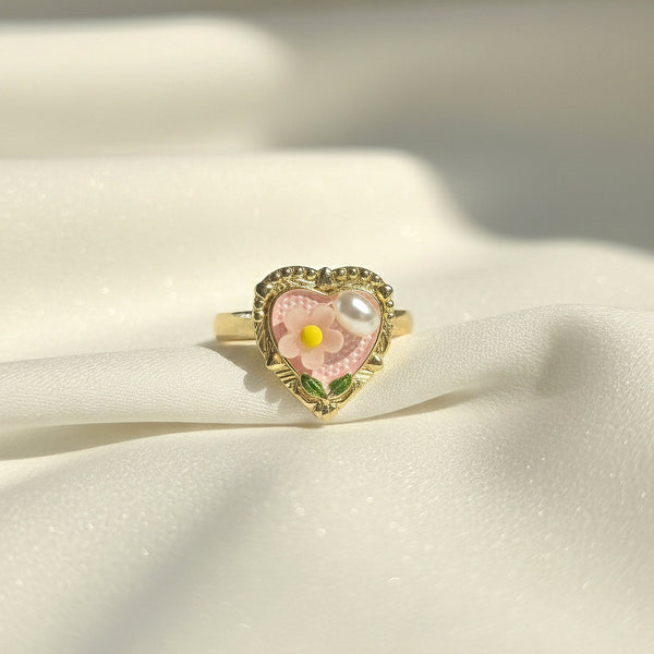 Pink heart floral ring gold tone