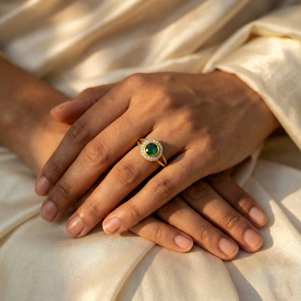 Emerald look fashion ring for women